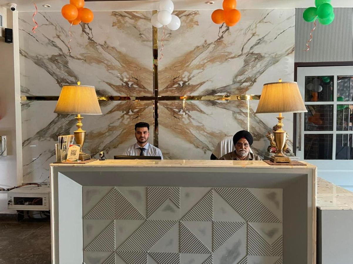 Green Hotel & Restaurant Pathankot Ngoại thất bức ảnh